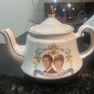 Vintage Princess Diana Prince Charles Wedding Commemorative Tea Pot